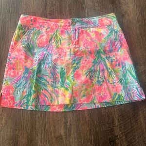 Great used condition skort with built in white shorts